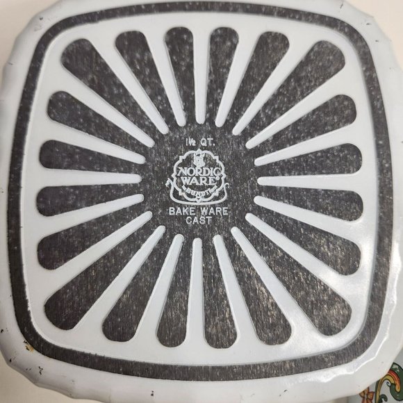 Vintage 3-Piece Nordic Ware Cast Bake Ware Casserole 2 Qt Bundt 1 1/2 Qt 1 Qt - Picture 10 of 15